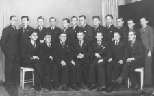 7 Kolejowa Drużyna Harcerska w Lesznie. Siedzą od lewej: Zasieczny, Otto Roszak, Pecold, Bartkowiak,