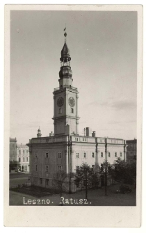 Ratusz od strony p&oacute;łnocno &ndash; zachodniej, około 1932 r.